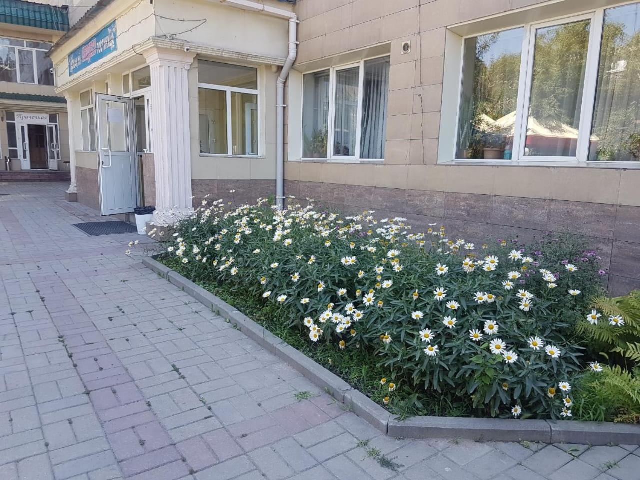 Hotel Kezdesu Almatî Exterior foto